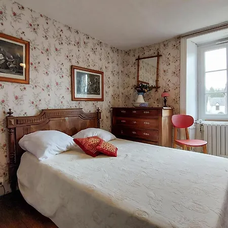 4 Bedroom In * Tredion