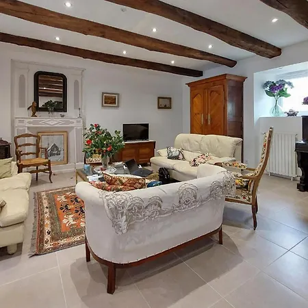 Ferienhaus 4 Bedroom In Tredion